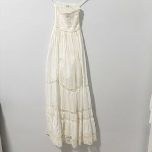 Kimchi Blue Lace Maxi Dress Womens Size XS Cream Strapless Smocked Boho Coquette
